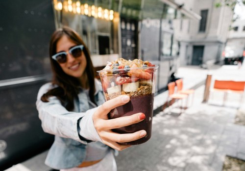 Collaborating with Food Bloggers: How to Get Honest Reviews for Florida Restaurants